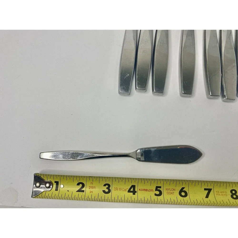 Oneida USA Ltd LIDO Stainless 7 Dinner Knives 1 Butter Knife Replacements